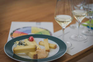Kurs Wein und Käse: komplexe Liebschaften!